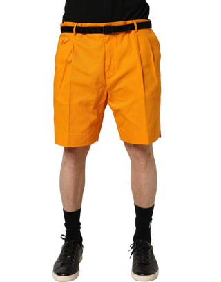 Bermudas de algodón naranja con pliegues estilo chino