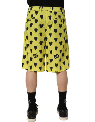 Bermudas amarillas de algodón para hombre con estampado de corazones