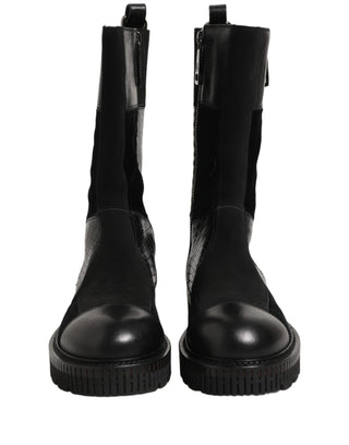 Botas de cuero negro con parche hasta media pantorrilla