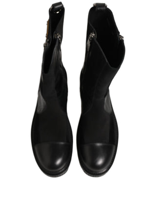 Botas de cuero negro con parche hasta media pantorrilla