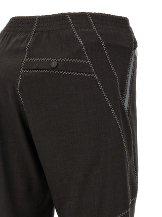 Pantalones casuales de lana virgen marrón