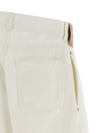 Vaqueros de algodón blanco