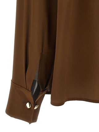 Blusa de seda marrón