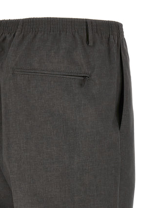 Pantalones casuales de poliéster gris
