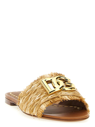 Sandalias planas marrones de rafia