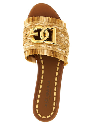 Sandalias planas marrones de rafia