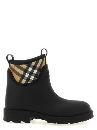 Botines negros de goma
