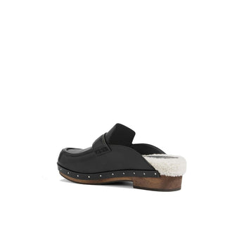 Mules de cuero negro