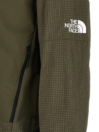 Chaqueta bicolor de nylon con capucha