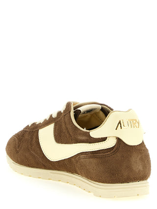 Zapatillas deportivas marrones de piel de vaca