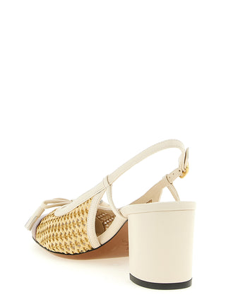 Zapatos de tacón medio beige de piel de cabra