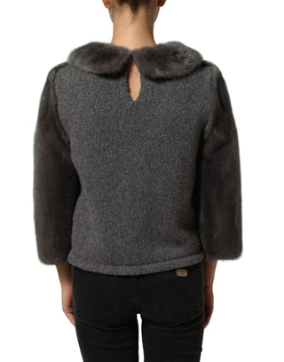 Blusa gris oscuro de visón con cuello redondo