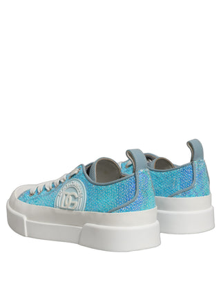Zapatillas bajas azules y blancas con logo de lentejuelas
