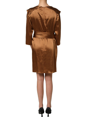 Vestido mini marrón de satén acetato con cinturón y estilo envolvente