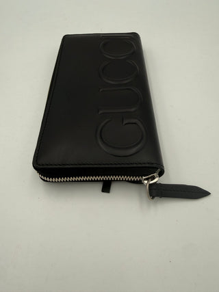 GUCCI Zip Black Front Logo Embossed Wallet