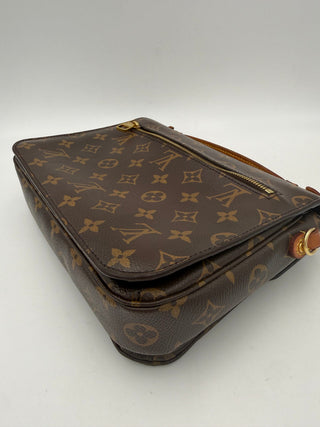 LOUIS VUITTON METIS Monogram Handbag