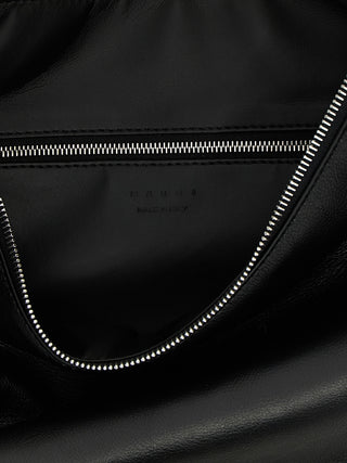 Bolso de hombro de becerro negro