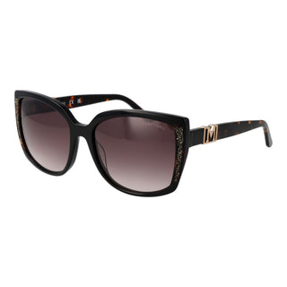 Gafas de sol marrones de plástico