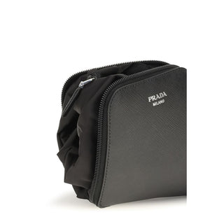Bolso de hombro Bos Taurus de piel de becerro negra