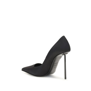 Zapatos de tacón alto Bos Taurus de piel de becerro negra  