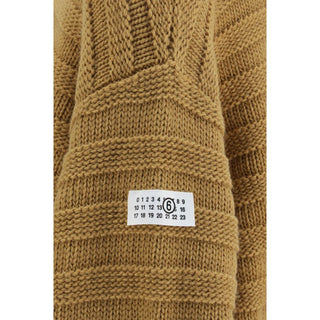 Suéter de cuello alto beige de lana Oves Aries