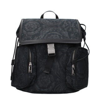 Mochila negra de tela