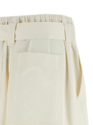 Bermudas blancas de algodón