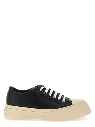 Zapatillas bajas de piel de becerro negras