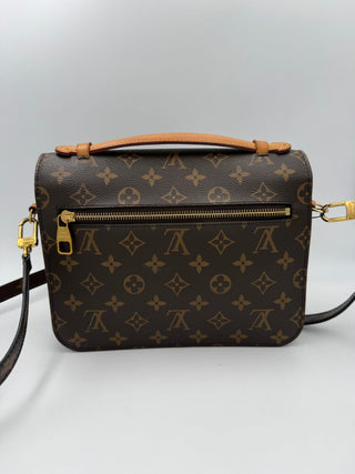 LOUIS VUITTON METIS Monogram with Shoulder Strap