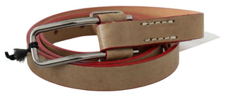 Beiger Ledergürtel mit silberner Logospange