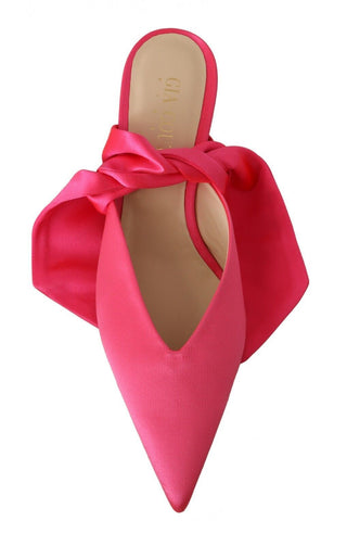 Zapatos de tacón kitten de cuero rosa con cordones