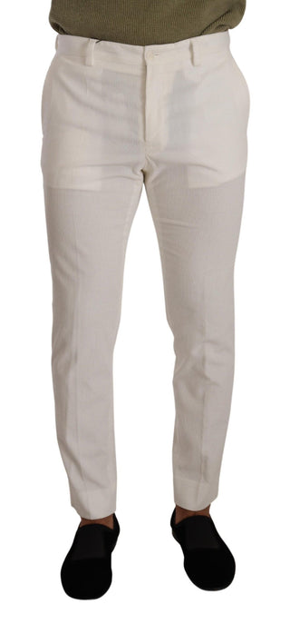 Weiße schmale Cordhose