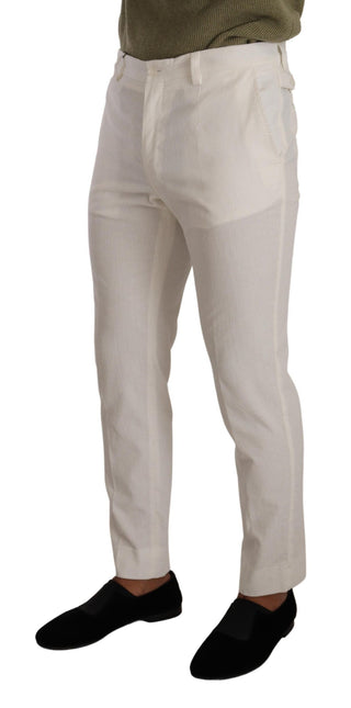Weiße schmale Cordhose