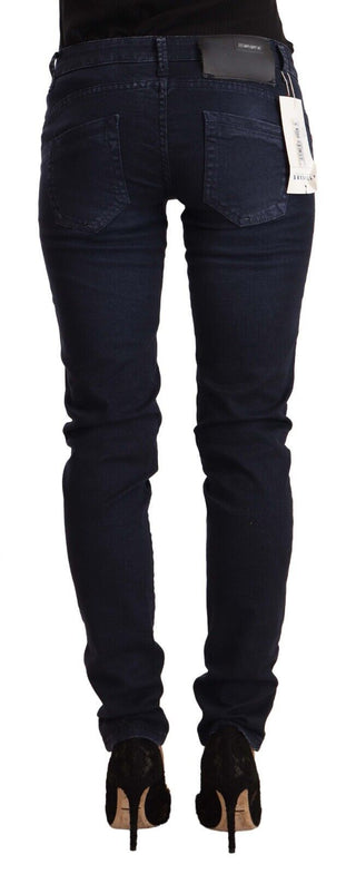 Blaue Jeans aus gewaschener Baumwolle mit niedriger Taille und schmaler Passform