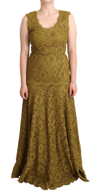 Vestido largo marrón con encaje floral hasta el suelo