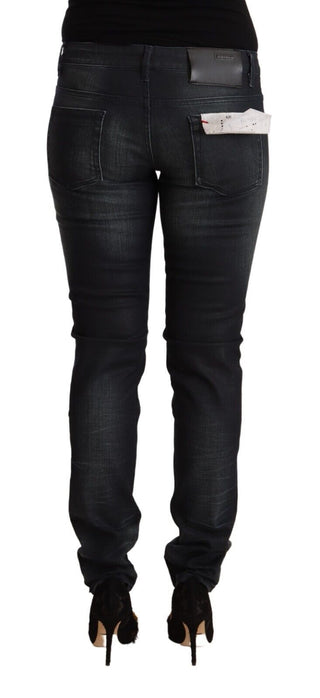 Schwarze Jeans aus gewaschener Baumwolle, niedrige Taille, schmale Passform