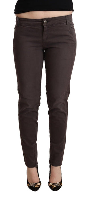 Braune Baumwollhose mit niedriger Taille und schmalem Schnitt