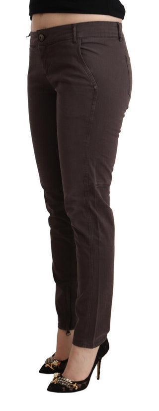 Braune Baumwollhose mit niedriger Taille und schmalem Schnitt