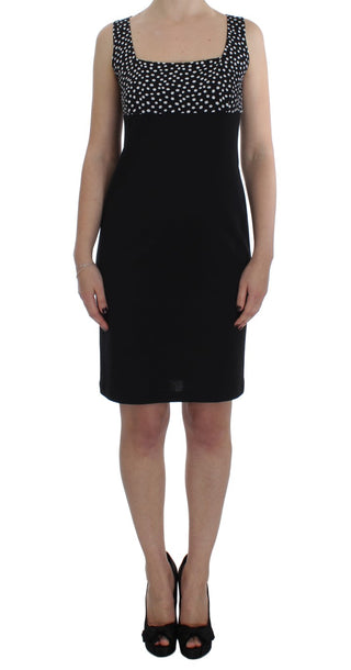 Conjunto de vestido y suéter negro de corte ajustado