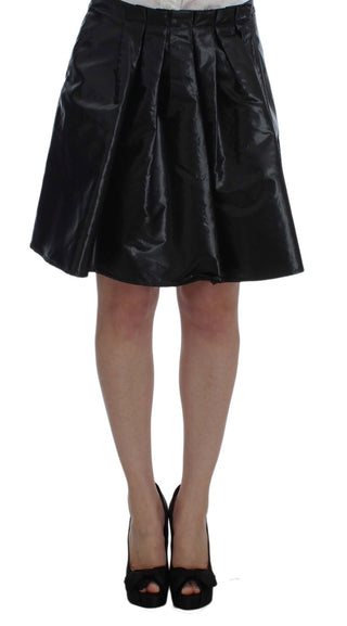 Schwarzer, zweiteiliger Anzug mit Rock und Blazer