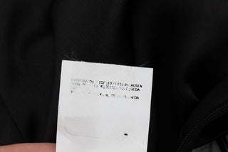 Grau-schwarze Seidenbluse