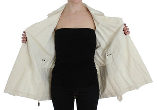 Weißer Trenchcoat
