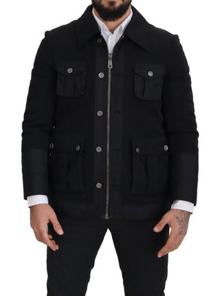 Chaqueta negra de lana con cuello y cremallera completa