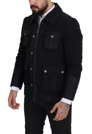 Chaqueta negra de lana con cuello y cremallera completa