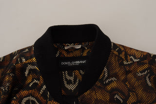 Chaqueta blusón marrón con plumas y cremallera completa