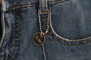 Jeans de corte cropped slim fit de algodón azul