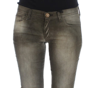 Jeans de mezcla de algodón gris lavado de corte ajustado