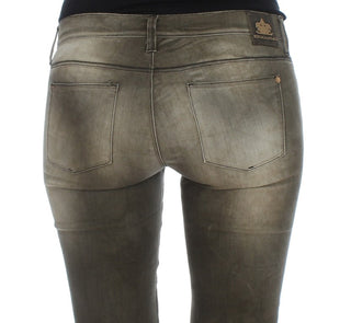 Jeans de mezcla de algodón gris lavado de corte ajustado