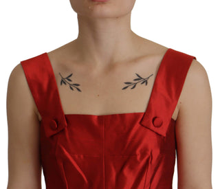 Rotes A-Linien-Kleid aus plissierter Satseide