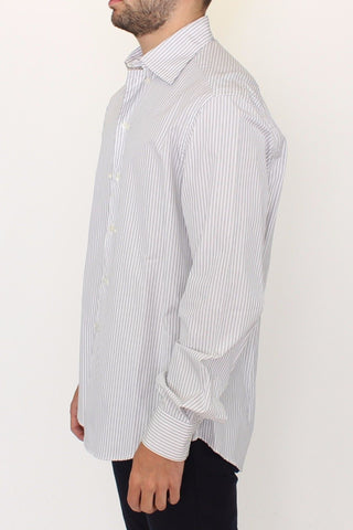 Camisa casual de ajuste regular blanca y gris a rayas